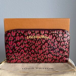 EUC Louis Vuitton Vernis Leopard Zippy Long Wallet LV COA included
